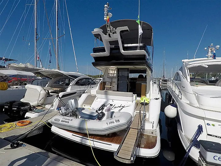 Fairline Squadron 50 - Fairline Squadron 50