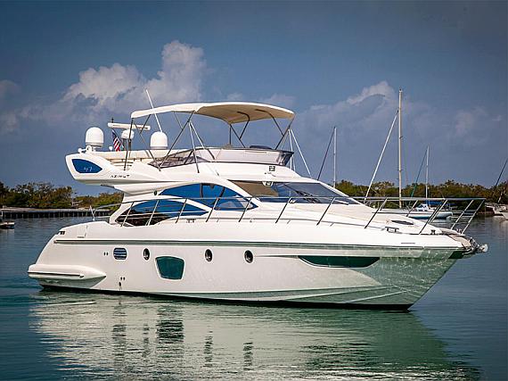Bareboat Motor boat Azimut 47 Fly LUMA - For Charter - Details
