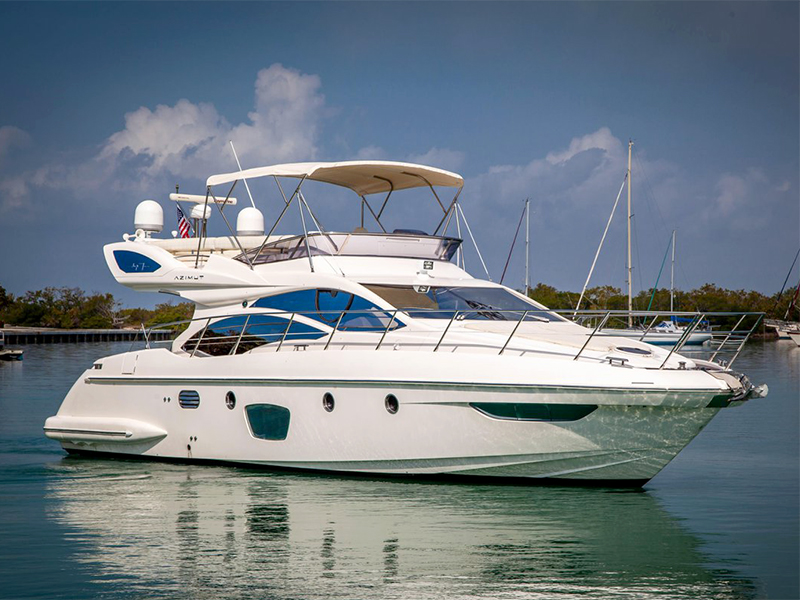 Azimut 47 Fly