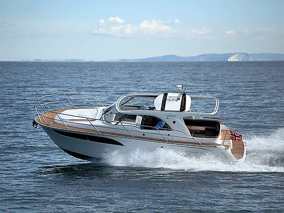 Motor boat Marex 310 Sun Cruiser 7 Happy Days - FOR SALE - details