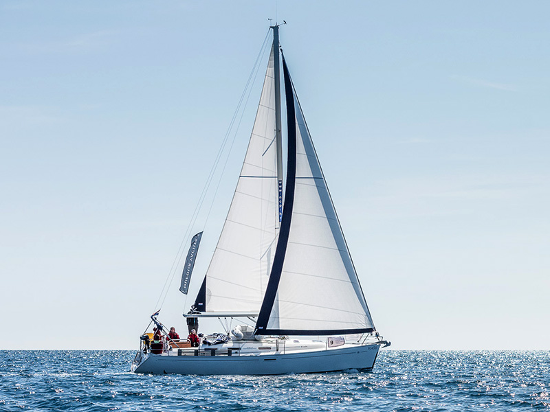 Dufour 385