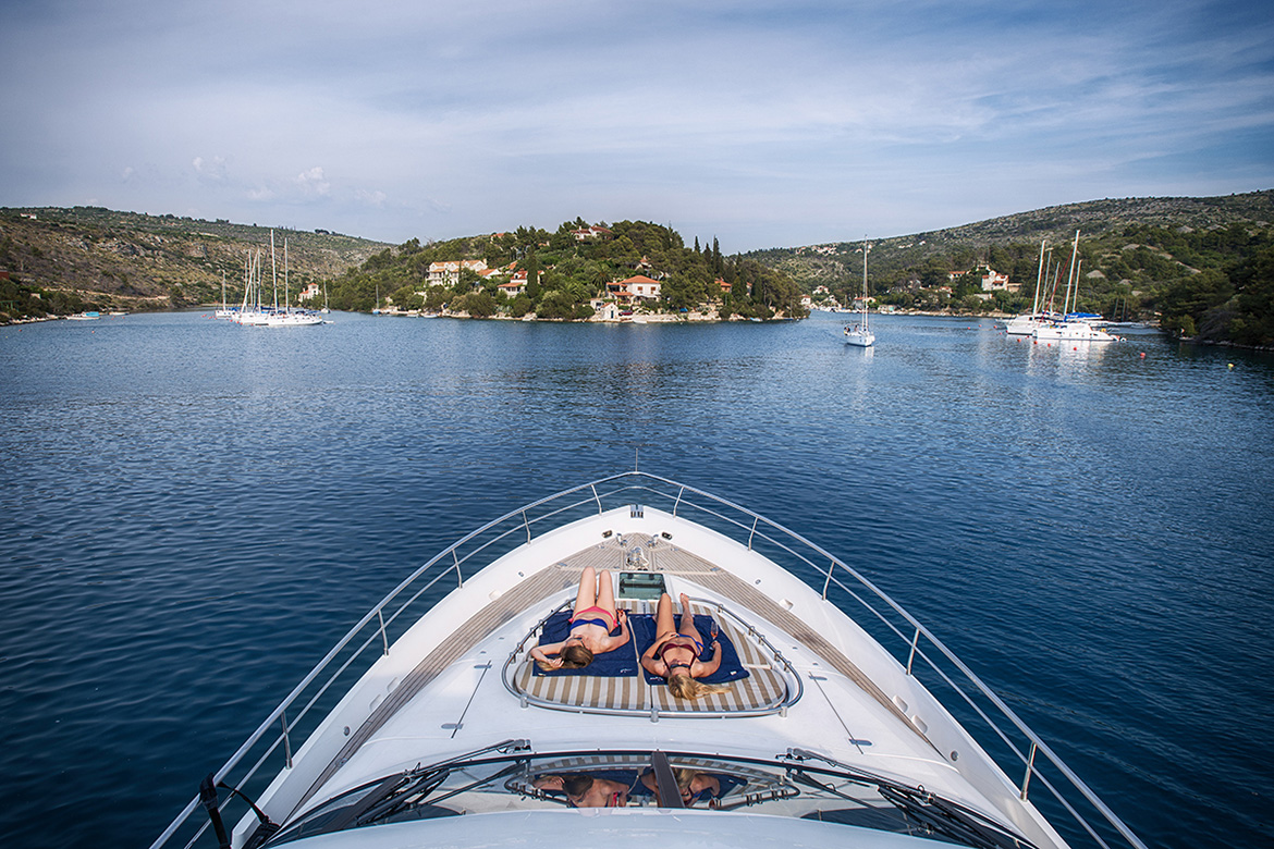 yacht with skipper croatia