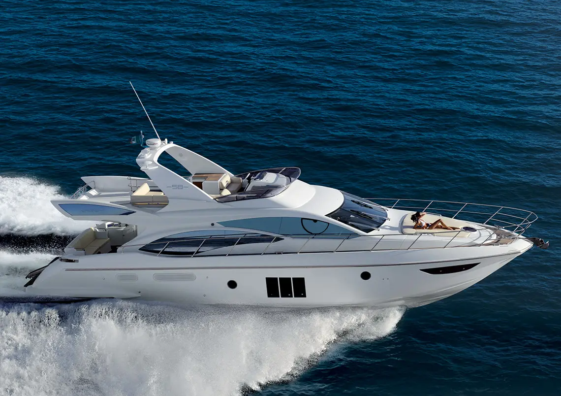  How to choose the right boat for your next charter holidays